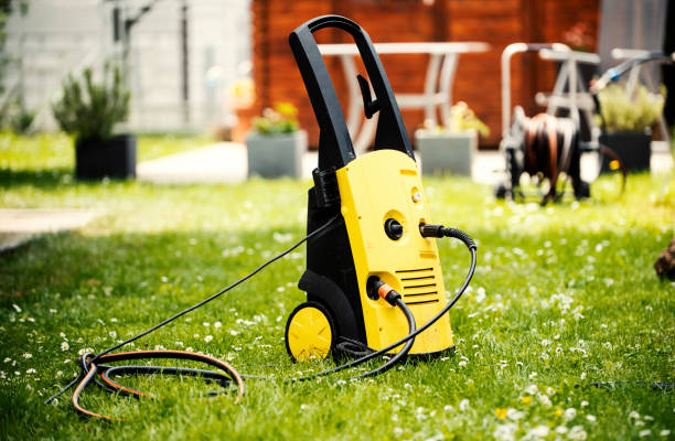 Best Spring Cleaning  in Halesite, NY